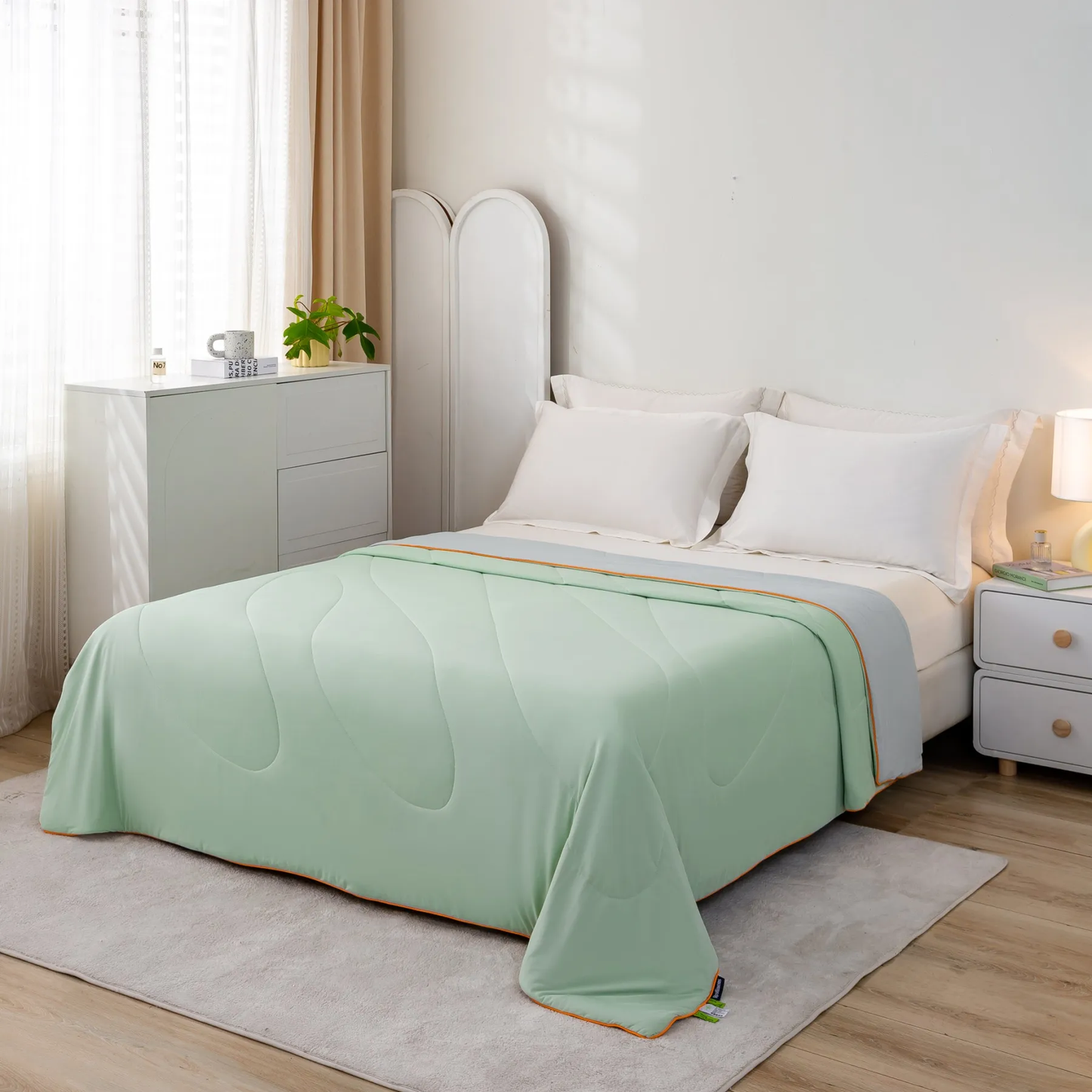 FrostChill™ Cooling Comforter